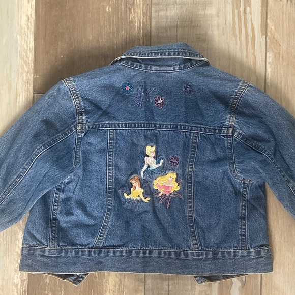 Vintage Disney Embroidered Princess denim jacket size 3T - Picture 2 of 3